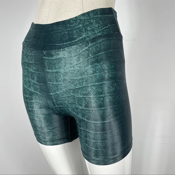 ❤️ Koral Slalom High-Rise Infinity Shorts In Duffle Green Caiman women size XS - Picture 4 of 12